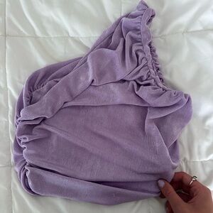 Very cute pretty color crop top!